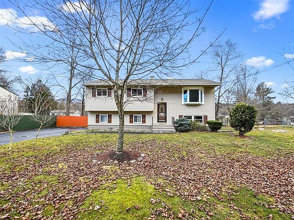 4th image of 338 Lake Shore Dr
