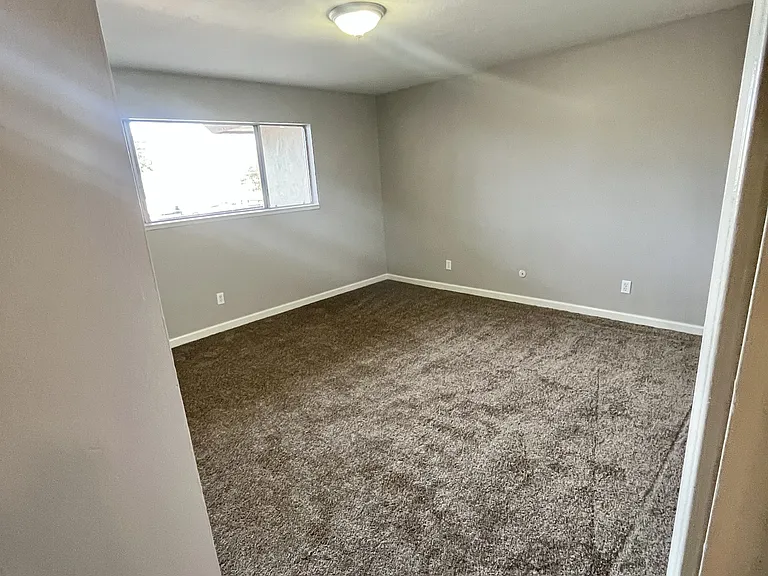 1851 Salem Ave — Photo 6