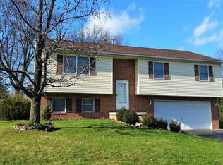 20 Boxwood Rd, Manchester, PA 17345