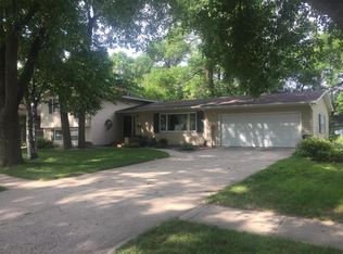 1234 15th St SW, Willmar, MN 56201