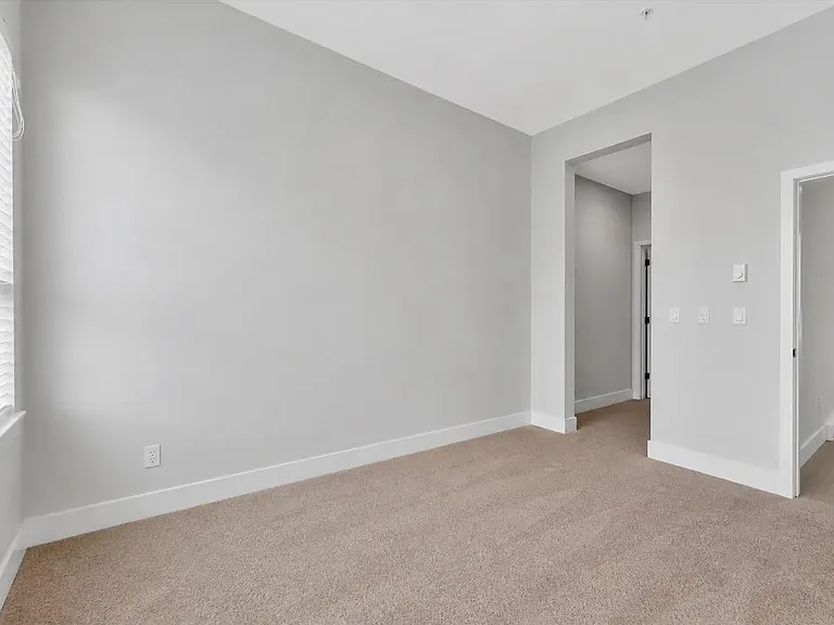 5486 199a St #520 — Photo 7