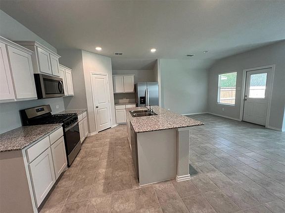 5th image of 4157 Crooked Bend Dr