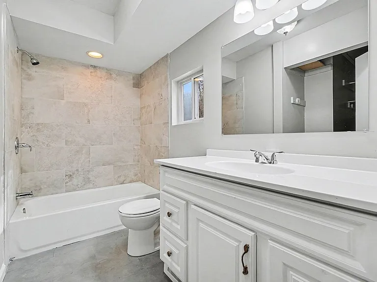 334 Hyde Park Dr — Photo 21