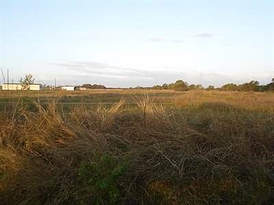 3rd image of 1818 Fm 1095