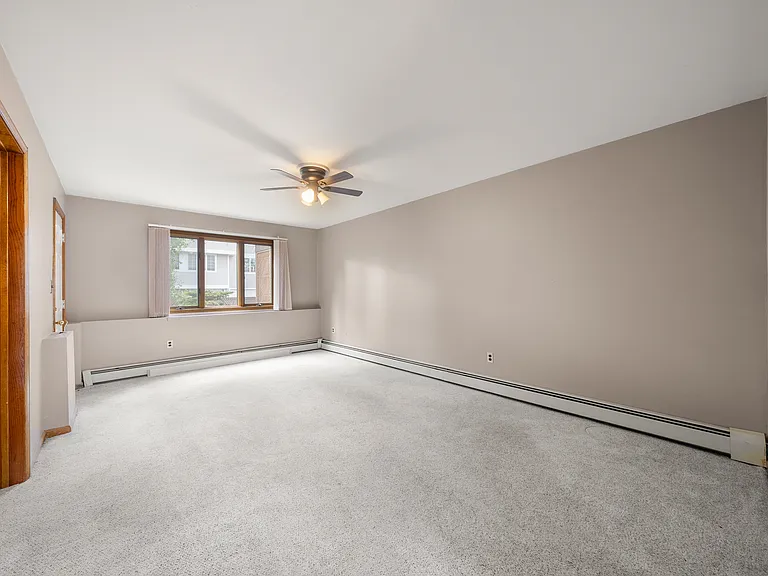 140 Allwood Rd #C — Photo 6