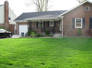 442 Ruskin Rd, Amherst, NY 14226