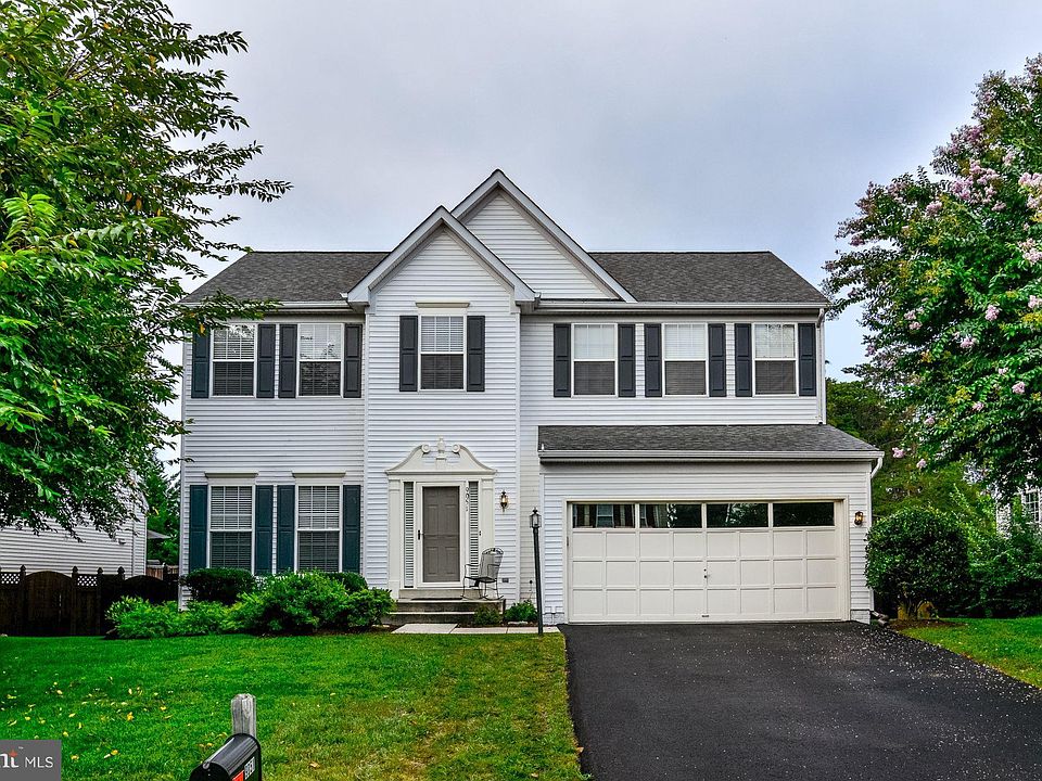 1st image of 9051 Sainsbury Ct