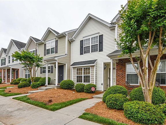 2nd image of 109 Breezeway Ln