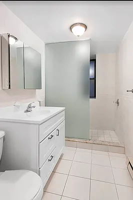 Rented by Grand Group Realty | media 16