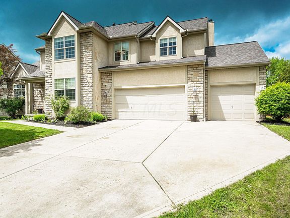 2nd image of 8661 Oakshire Dr