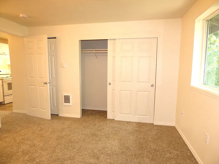 124 Stafford Ln NE #203 — Photo 31