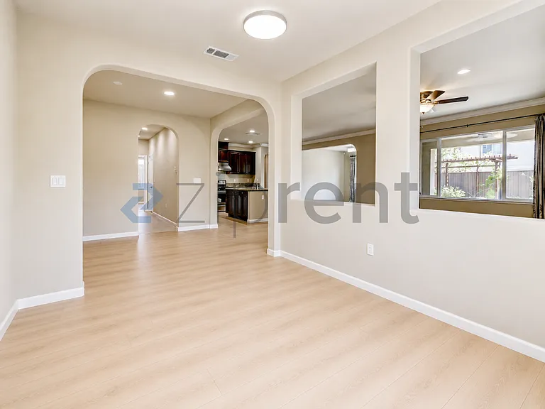 5617 Monaghan Way — Photo 6