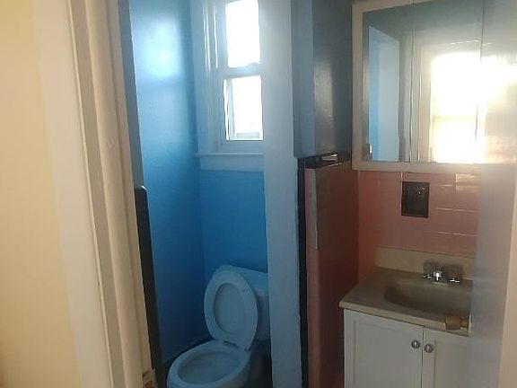 136 danforth bath 2