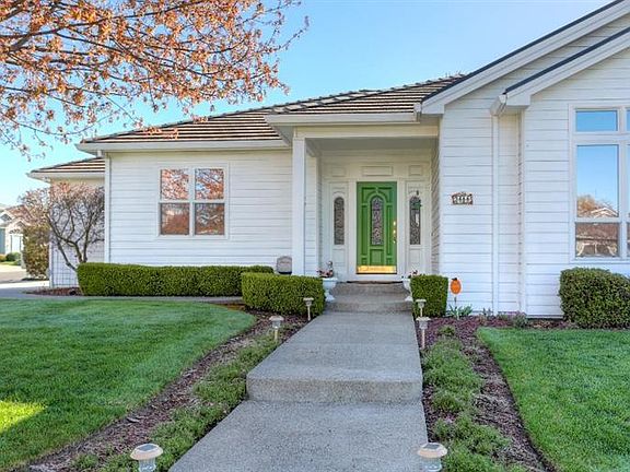 5th image of 3466 Parkway Dr