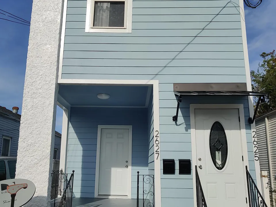 2627 Governor Nicholls St