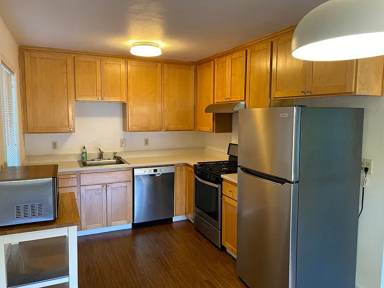Sellwood Cool, Clean and Crisp — Photo 4