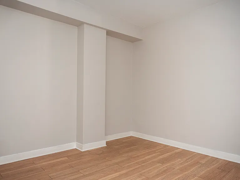 511 W Belmont Ave #36 — Photo 6