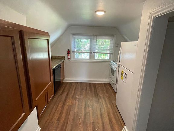5th image of 518 W Michigan Ave APT 3