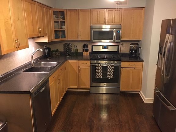 3rd image of 11105 S 84th Ave APT 2A