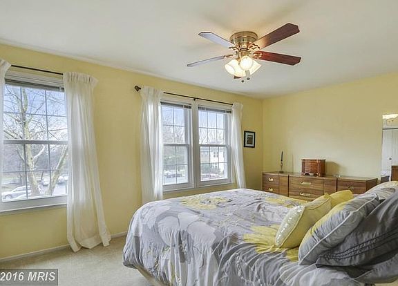 5th image of 7751 Hiawatha Ln