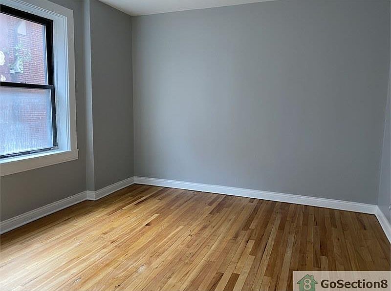 1st image of 7749 S Yates Blvd APT 3B