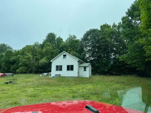 286 Walker Rd, Norridgewock, ME 04957