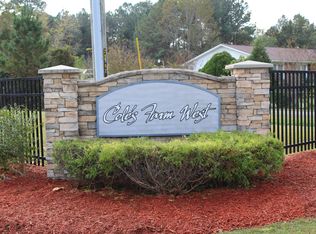 113 Coles Farm Dr, Jacksonville, NC 28546