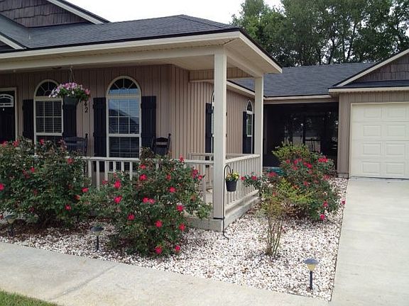 2nd image of 4842 Stonewall Cir