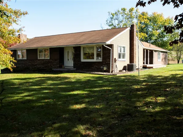 374 Mercer Rd, Harmony, PA 16037