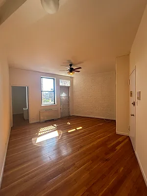 Rented by Immac Realty | media 2