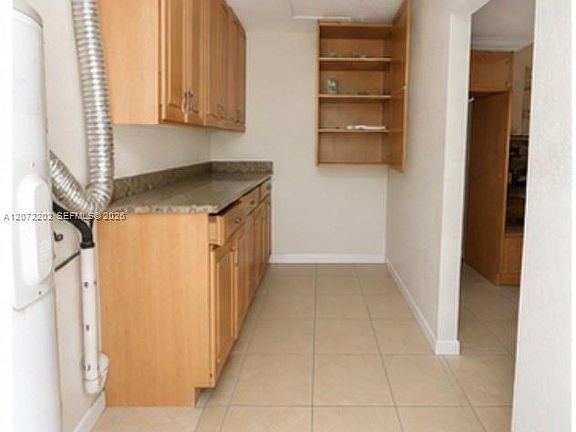 5th image of 2221 NW 30th Way