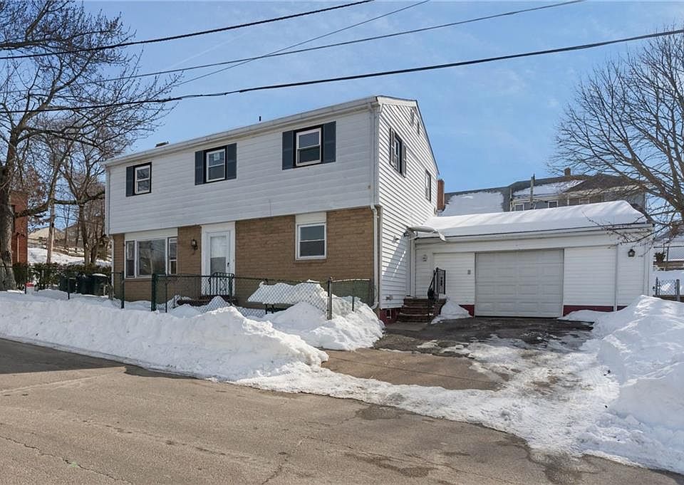 1st image of 2 Valley St