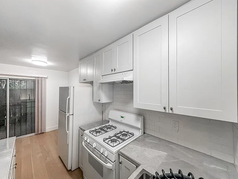 410 Colorado Ave #C — Photo 7