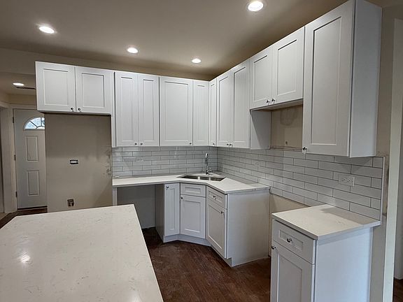4th image of 3507 N Lockwood Ave APT 2