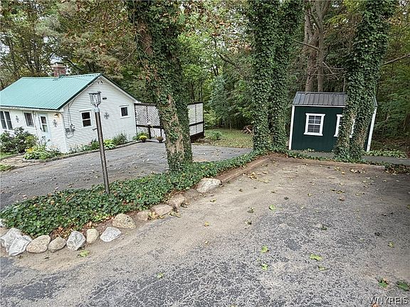 5th image of 7731 Zimmerman Rd