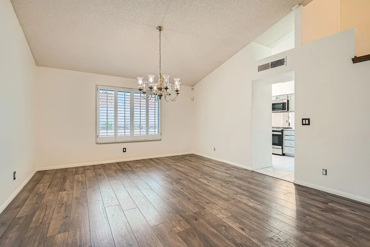 Southeast Las Vegas 3-Bedroom Corner-Lot Home with Private Pool — Photo 4