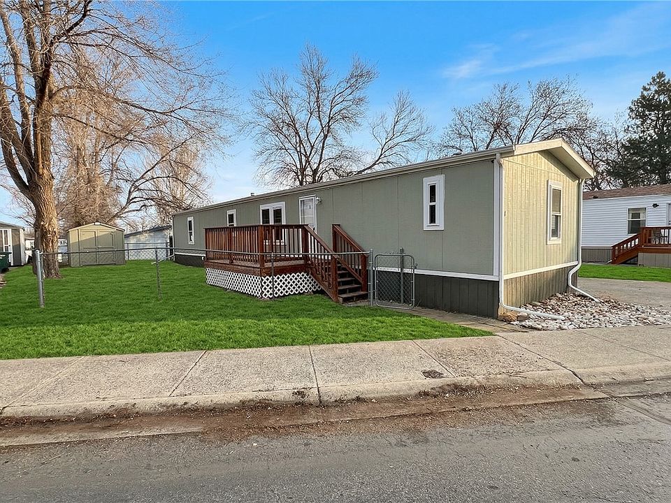 1st image of 11 Prince Of Wales Dr