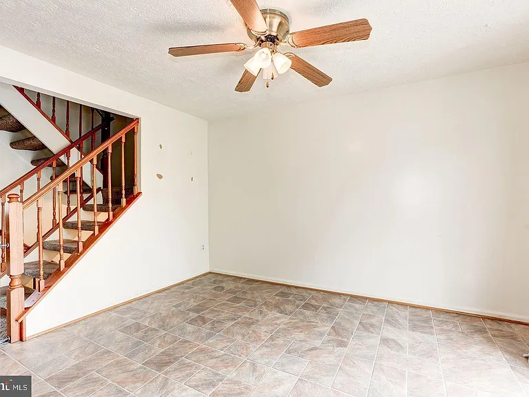 10117 Shelldrake Cir — Photo 6