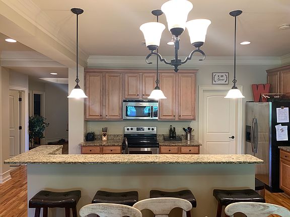 4th image of 64 Stoneview Summit Ct Unit 5404