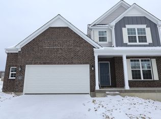 18 Glasgow St, Springboro, OH 45066