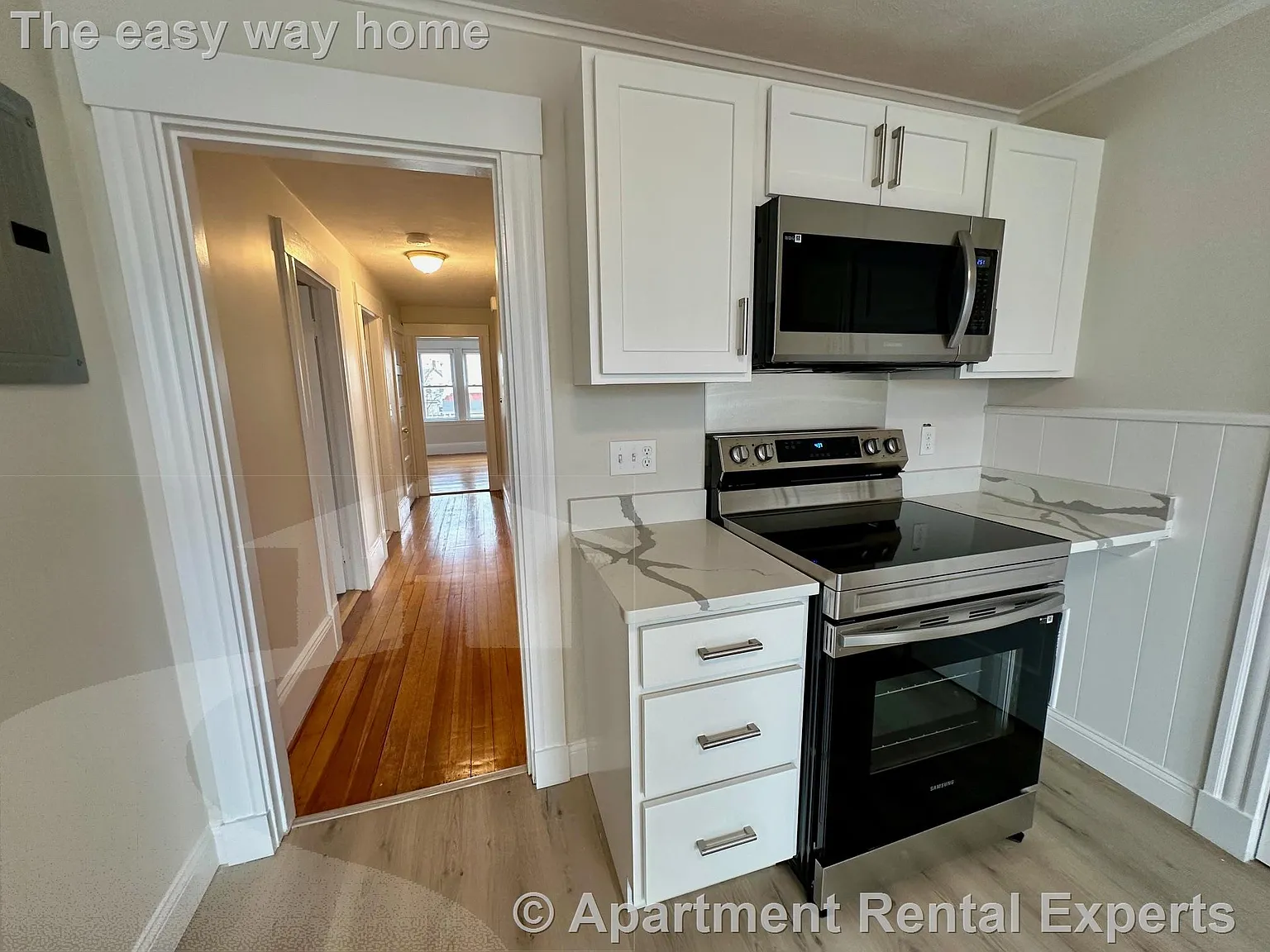 2 bed, 1.0 bath, $3,200 — Photo 2
