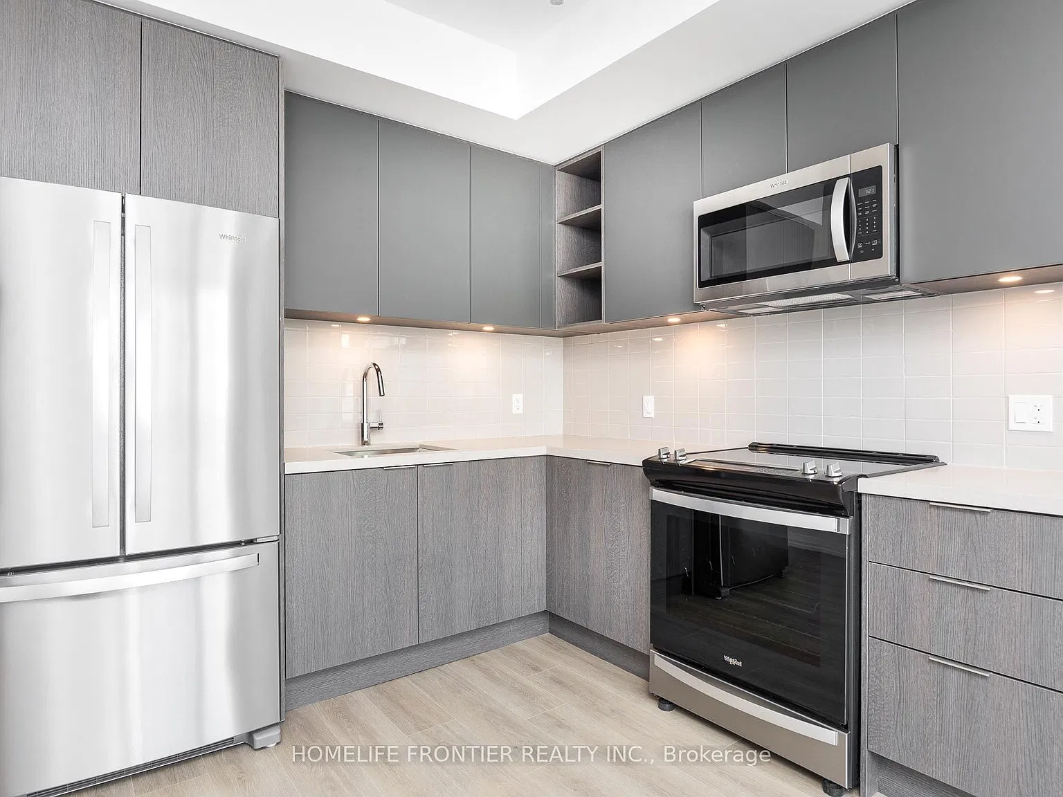 25 Holly St — Photo 4