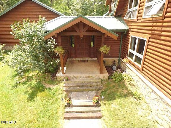 4th image of 212 Upper Cliffside Dr