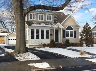 160 Gregory Blvd, Norwalk, CT 06855