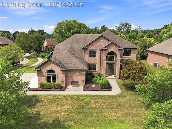 4th image of 55513 Caesars Dr