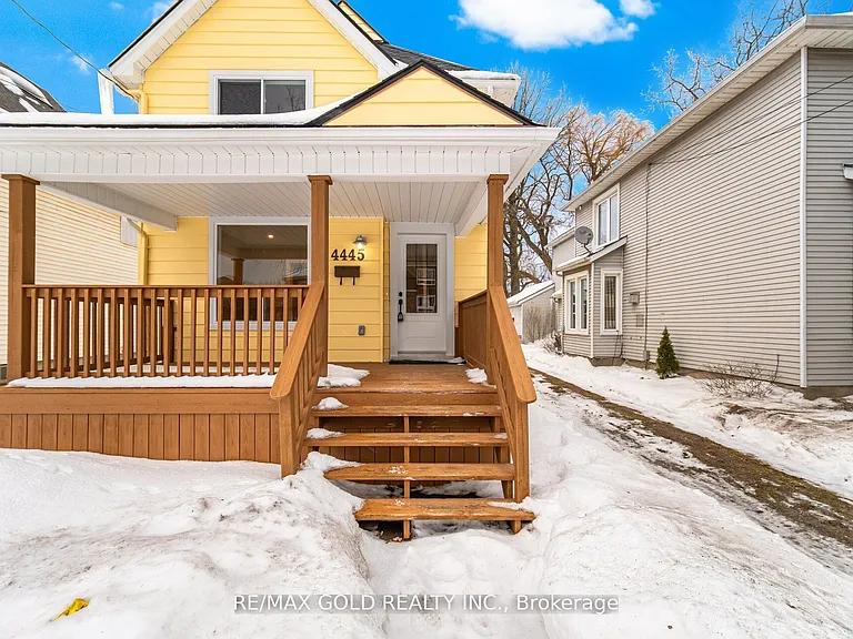 4445 Simcoe St — Photo 6