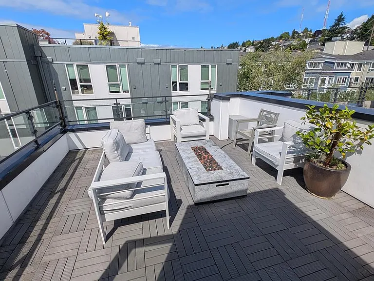 807A Taylor Ave N — Photo 19