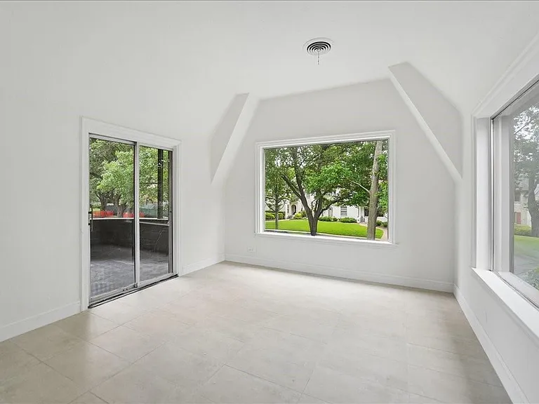 4416 Westway Ave — Photo 19