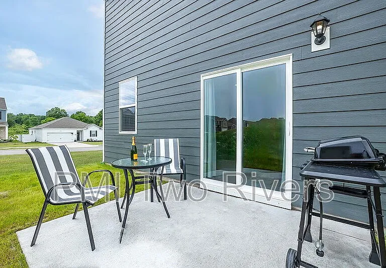 5027 Benelli Dr — Photo 34