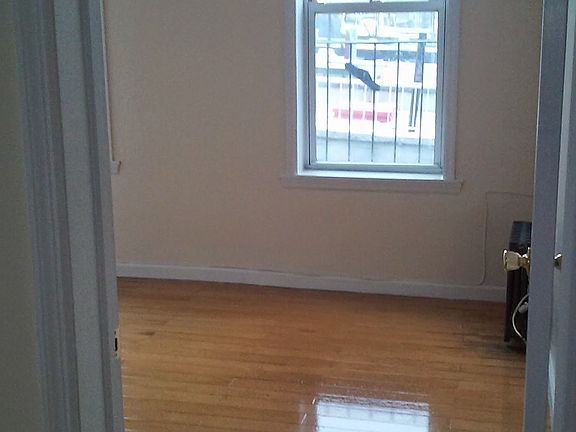 2nd image of 2035 7th Ave APT 61